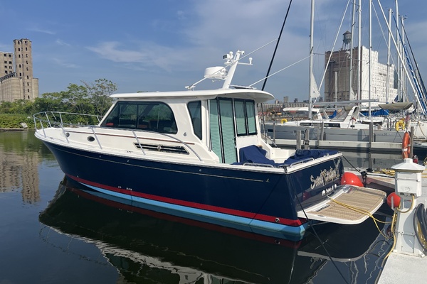 37ft Back Cove Yacht For Sale