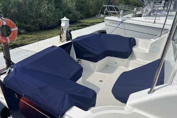 Back Cove 372 Yacht For Sale