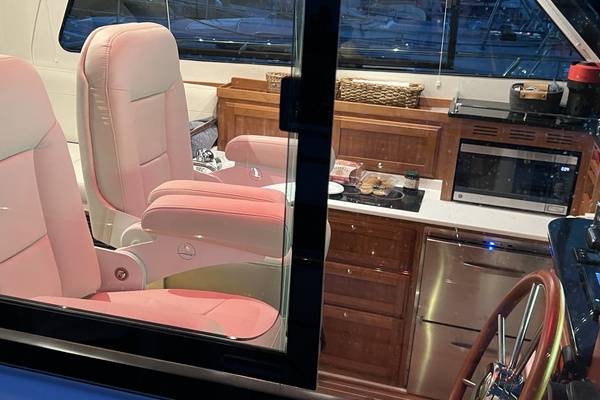 37ft Back Cove Yacht For Sale