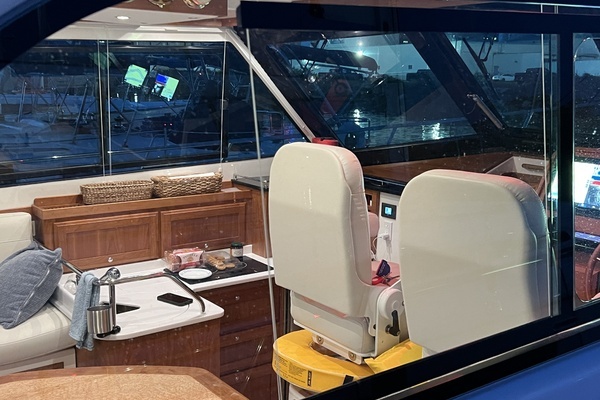 Back Cove 372 Yacht For Sale