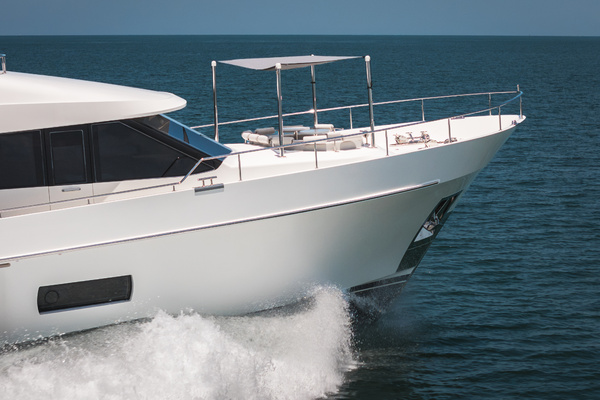 100ft Ocean Alexander Yacht For Sale