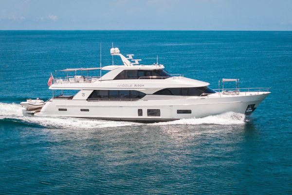 100ft Ocean Alexander Yacht For Sale