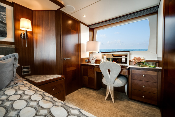 Ocean Alexander 100 MY Yacht For Sale