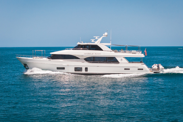 100ft Ocean Alexander Yacht For Sale