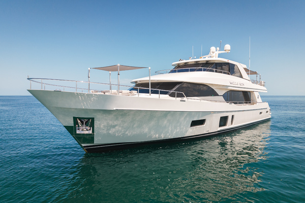 100ft Ocean Alexander Yacht For Sale