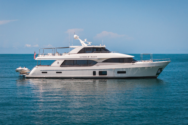 100ft Ocean Alexander Yacht For Sale