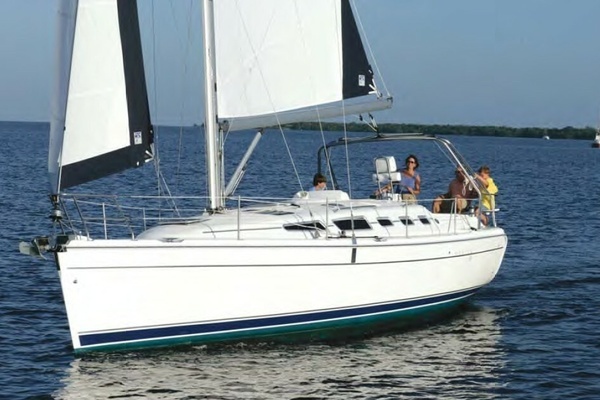 38-ft-Hunter-2005-38- Clearwater Florida United States  yacht for sale