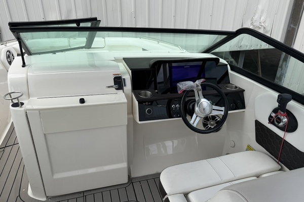 25ft Sea Ray Yacht For Sale