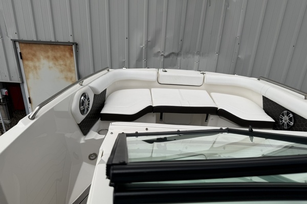25ft Sea Ray Yacht For Sale