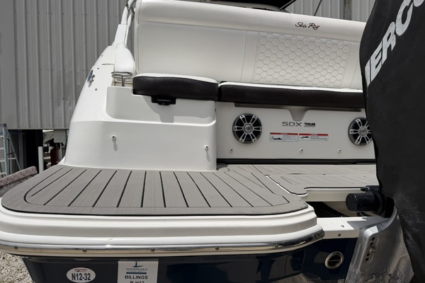 25ft Sea Ray Yacht For Sale