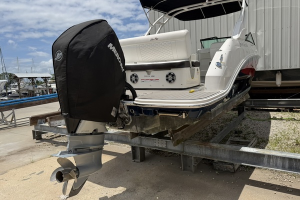 25ft Sea Ray Yacht For Sale