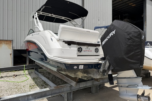 25ft Sea Ray Yacht For Sale