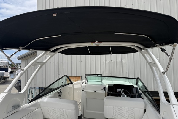 25ft Sea Ray Yacht For Sale