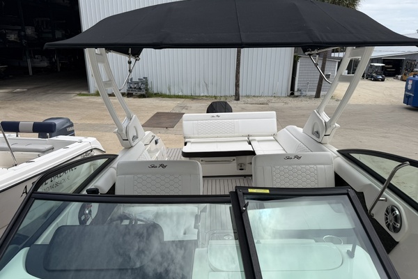 25ft Sea Ray Yacht For Sale