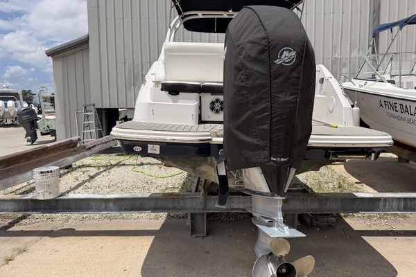 25ft Sea Ray Yacht For Sale