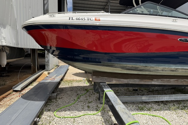 25ft Sea Ray Yacht For Sale