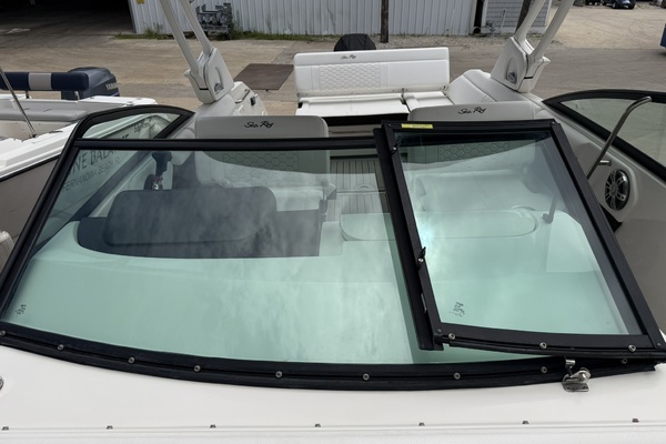 25ft Sea Ray Yacht For Sale