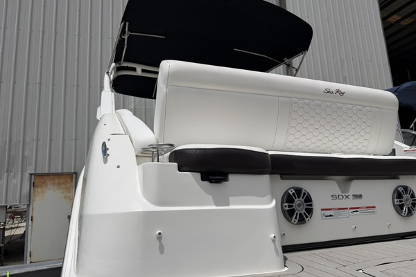 25ft Sea Ray Yacht For Sale