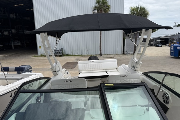 25ft Sea Ray Yacht For Sale