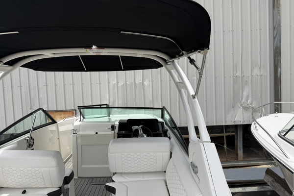 25ft Sea Ray Yacht For Sale