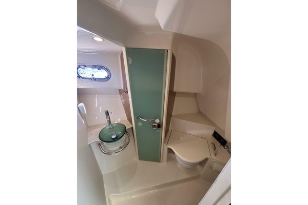OG ERIN INION 34ft Pursuit Yacht For Sale