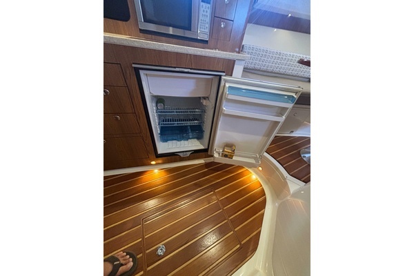 Pursuit OS 345 Offshore Yacht For Sale