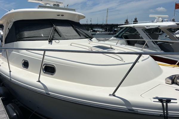 OG ERIN INION 34ft Pursuit Yacht For Sale