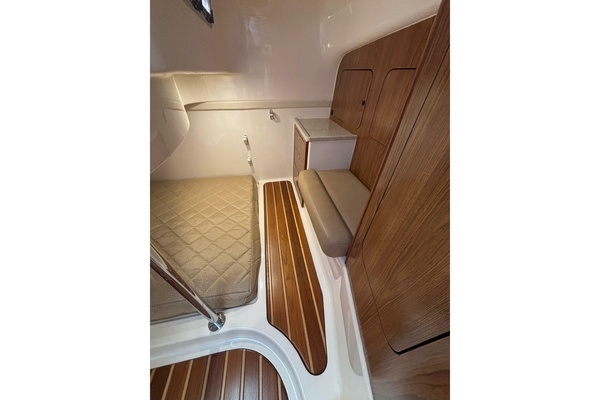 Pursuit OS 345 Offshore Yacht For Sale