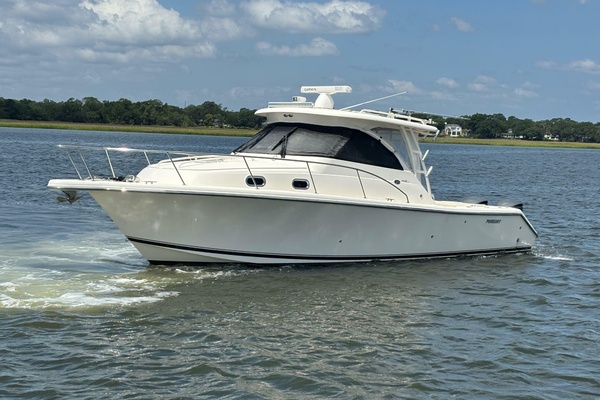OG ERIN INION 34ft Pursuit Yacht For Sale