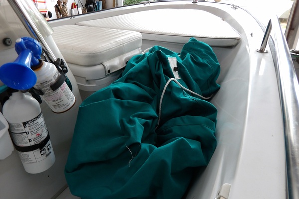 13ft Boston Whaler Yacht For Sale