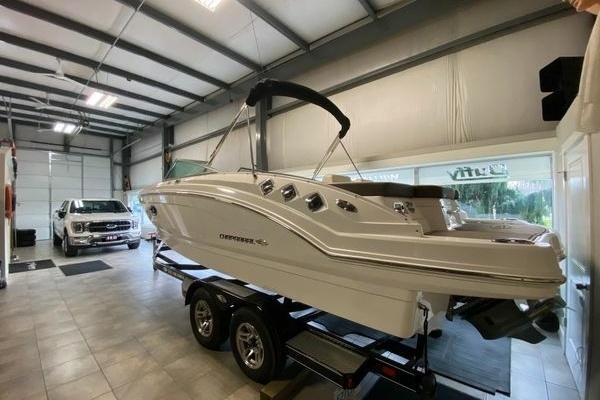 2020 Chaparral 24