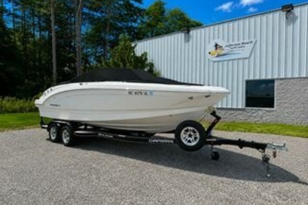 2020 Chaparral 24