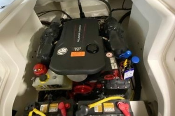 2020 Chaparral 24