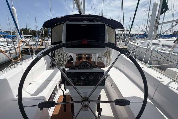 Ensenel 38ft Catalina Yacht For Sale