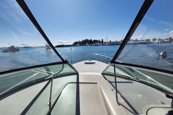 CHEERS 27ft Sea Ray Yacht For Sale