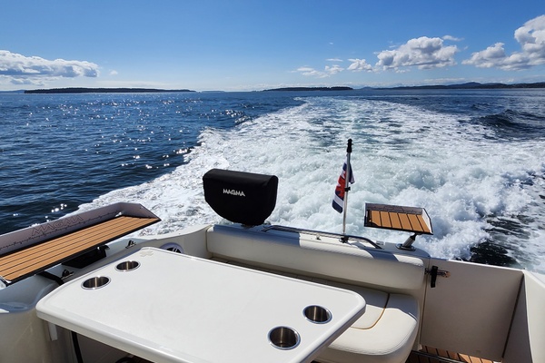 CHEERS 27ft Sea Ray Yacht For Sale