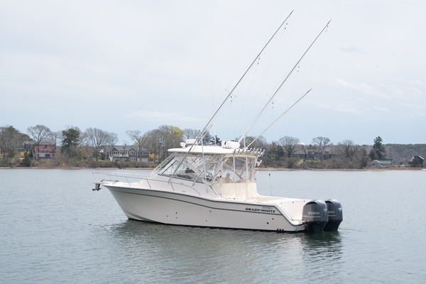 2009 Grady-White 33