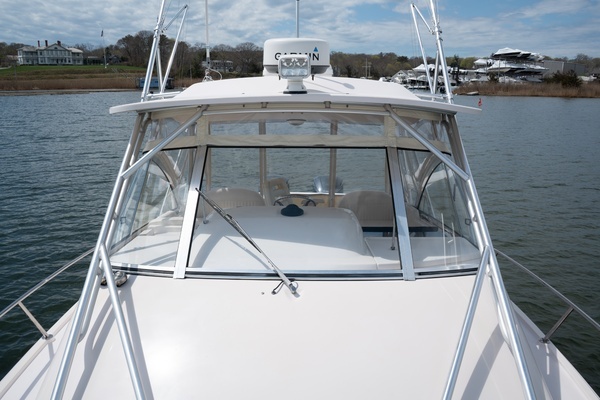 2009 Grady-White 33