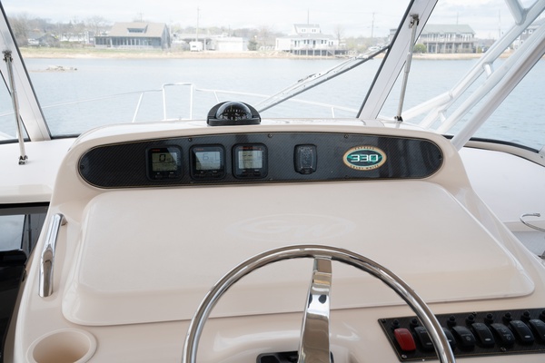 DEVY DO 33ft Grady White Yacht For Sale