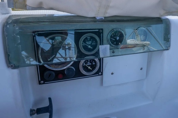 That s Not Ideal 38ft Beneteau Yacht For Sale