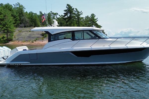 2025 Tiara Yachts 48