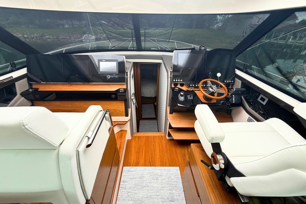 Nauti Life 48ft Tiara Yachts Yacht For Sale