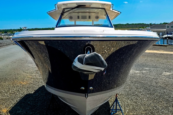 34ft Regal Yacht For Sale