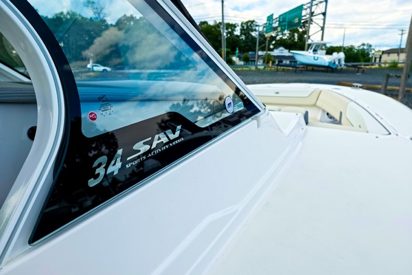 34ft Regal Yacht For Sale