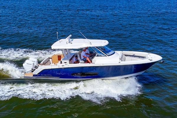 34ft Regal Yacht For Sale