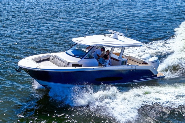 34ft Regal Yacht For Sale