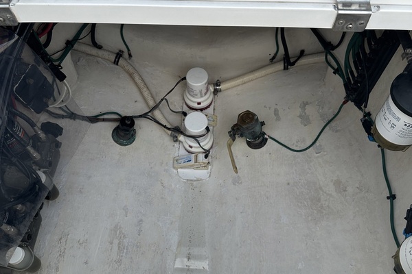 Luke Warm 37ft Intrepid Yacht For Sale