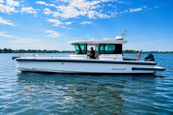 2021 Axopar 28