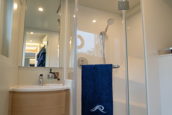 FWD Port Ensuite 2