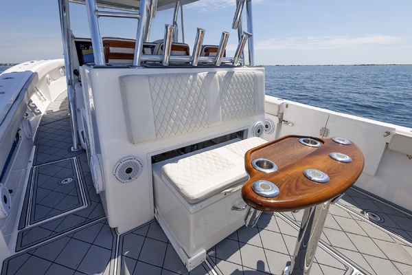 LONESOME COWBOY 39ft Front Runner Yacht For Sale